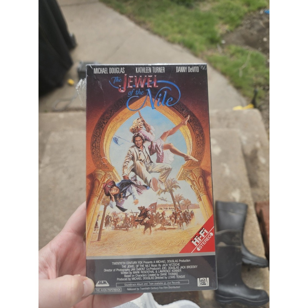 The Jewel of the Nile (VHS, 1997) Sealed